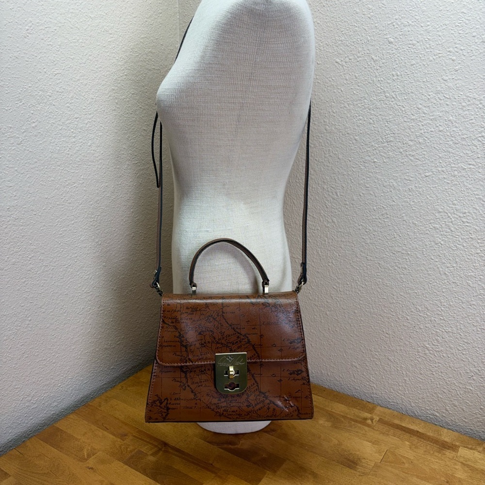 Patricia Nash Cassano Signature Map Leather Top Handle Crossbody - Picture 7 of 10